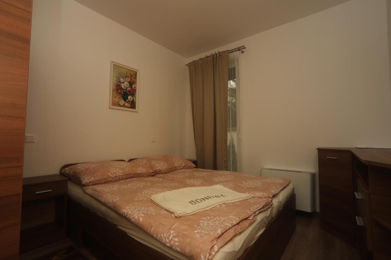 Adam Guesthouse I. Kecskemét Exterior foto